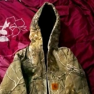 Boys xs(6) camo Carhartt jacket